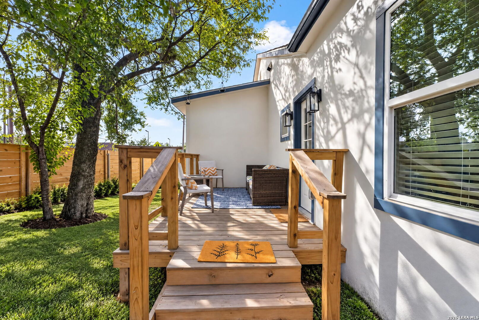 501 W AGARITA AVE, San Antonio, TX 78212
