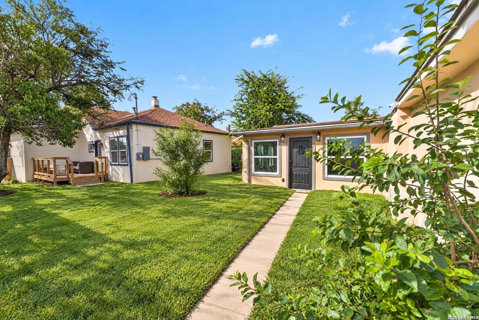 501 W AGARITA AVE, San Antonio, TX 78212