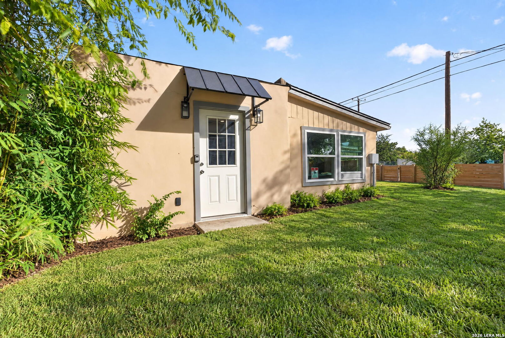 501 W AGARITA AVE, San Antonio, TX 78212