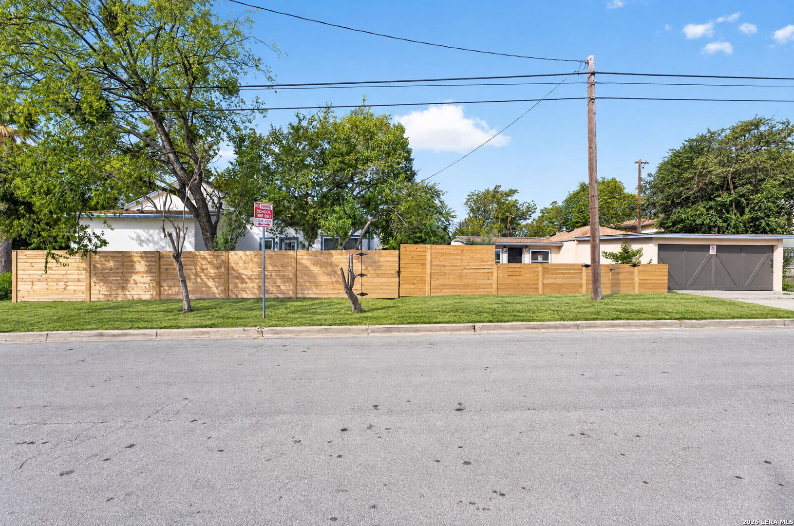 501 W AGARITA AVE, San Antonio, TX 78212