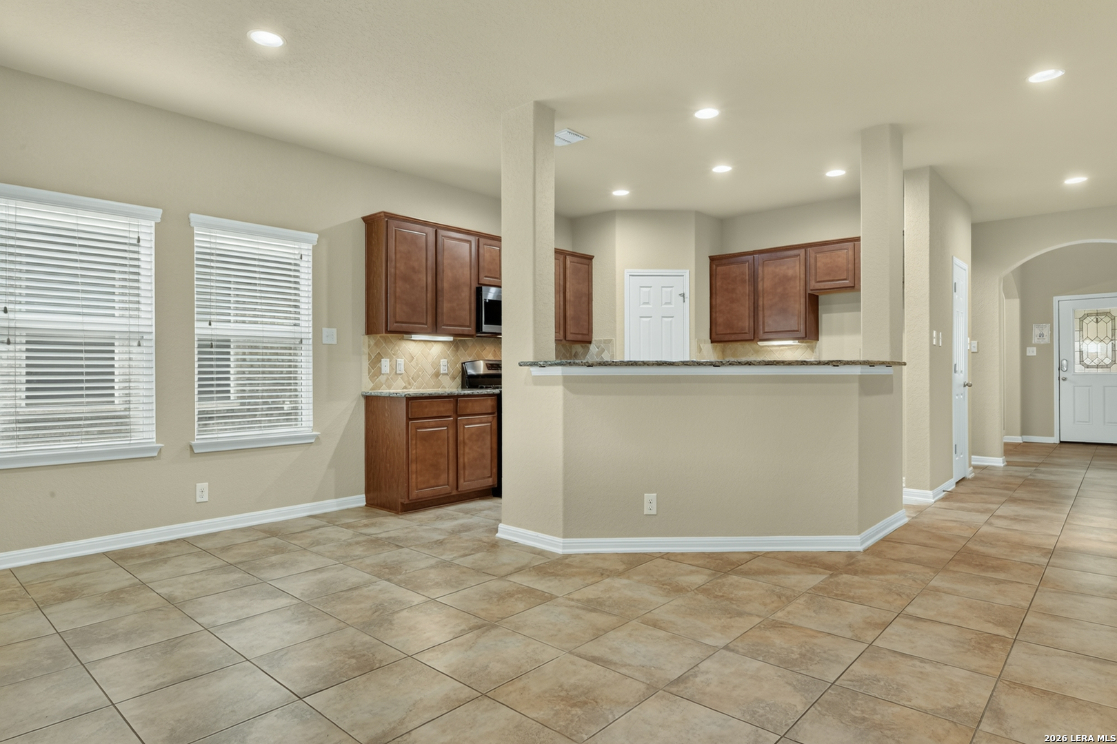 Eat-In Kitchen