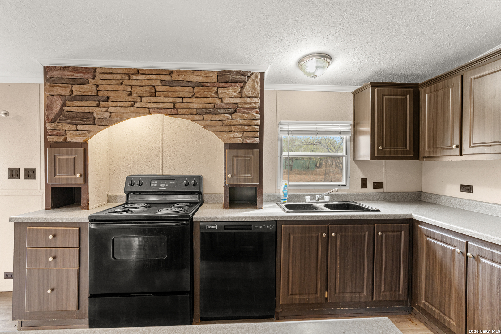 1007 COUNTY ROAD 773, Devine, TX 78016