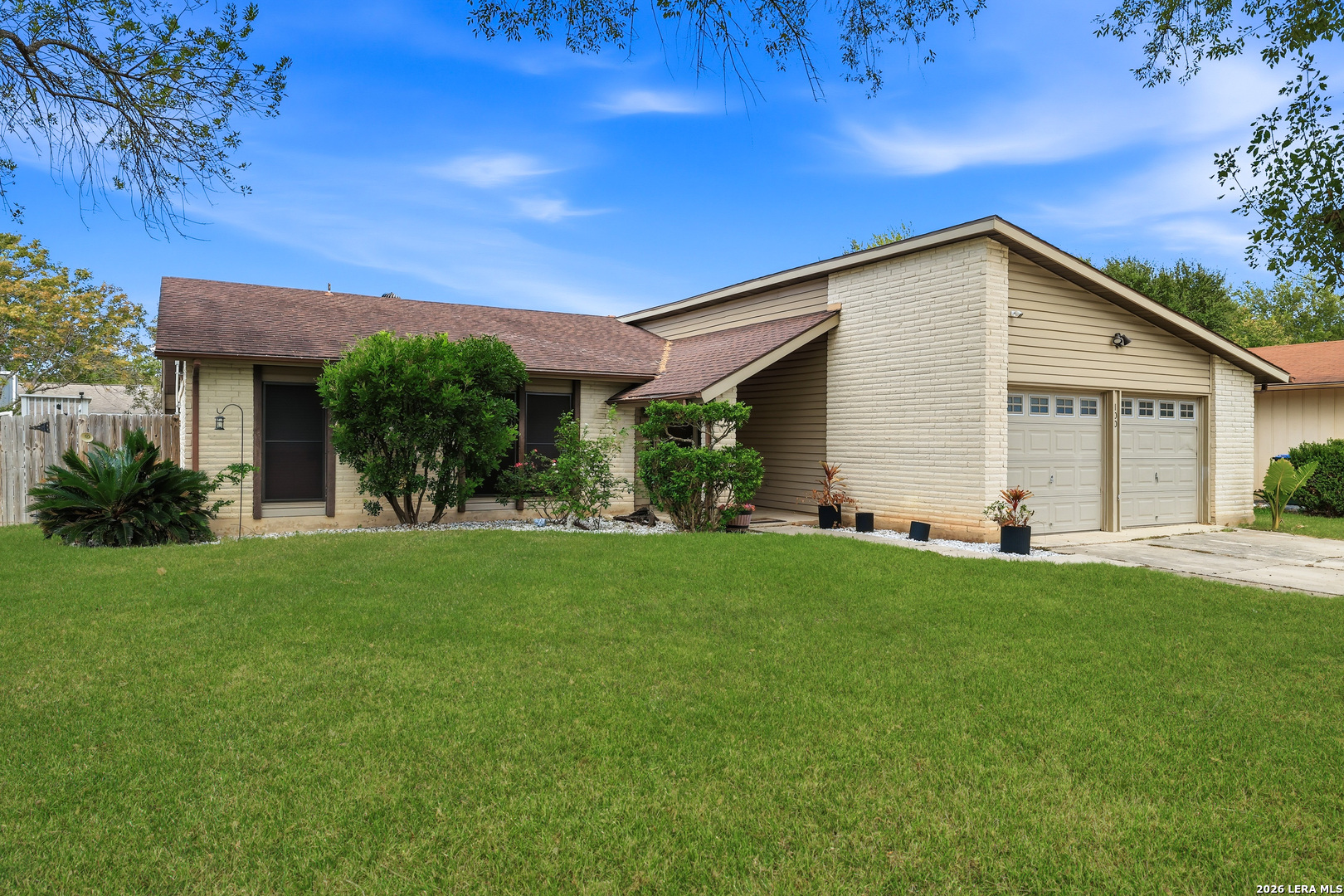 Property photo for 100 Fort Wayne, Universal City, TX