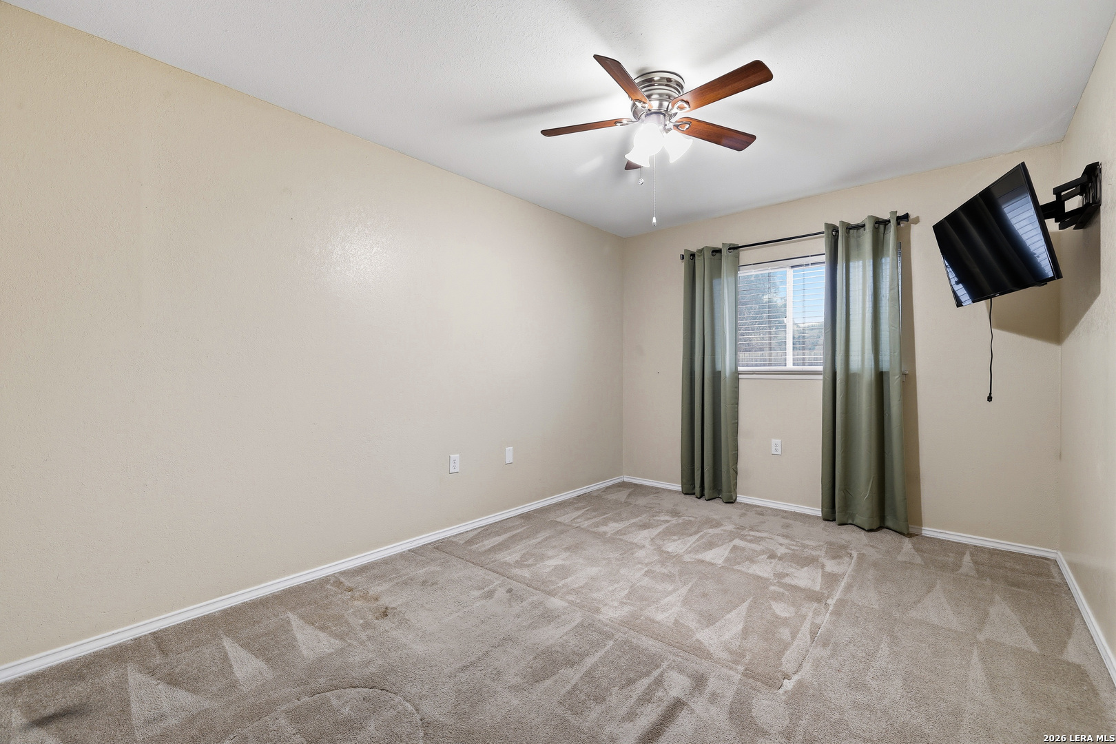 2nd Bedroom