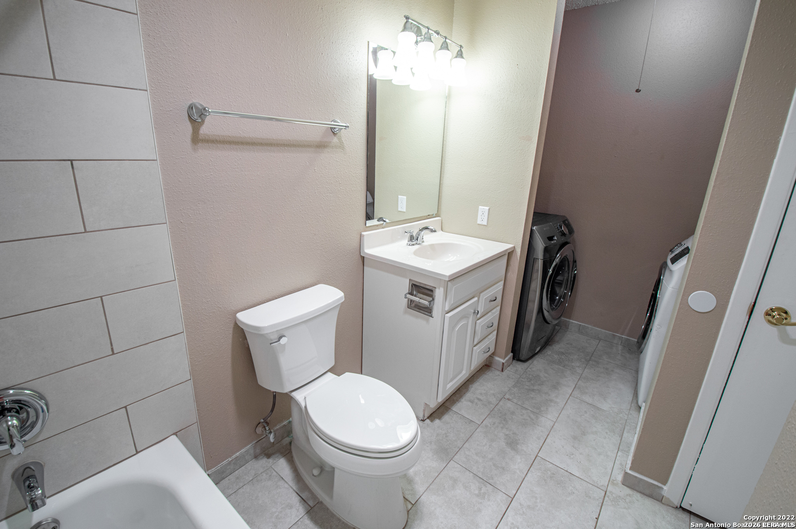 6311 Village Club, San Antonio, TX 78250