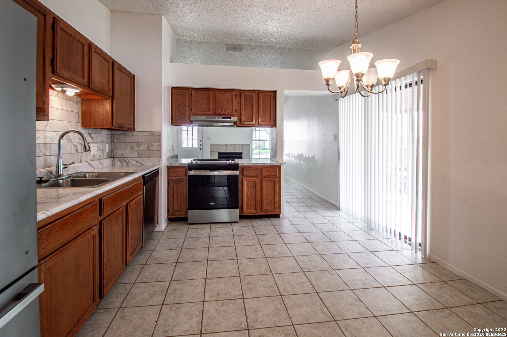 6311 Village Club, San Antonio, TX 78250