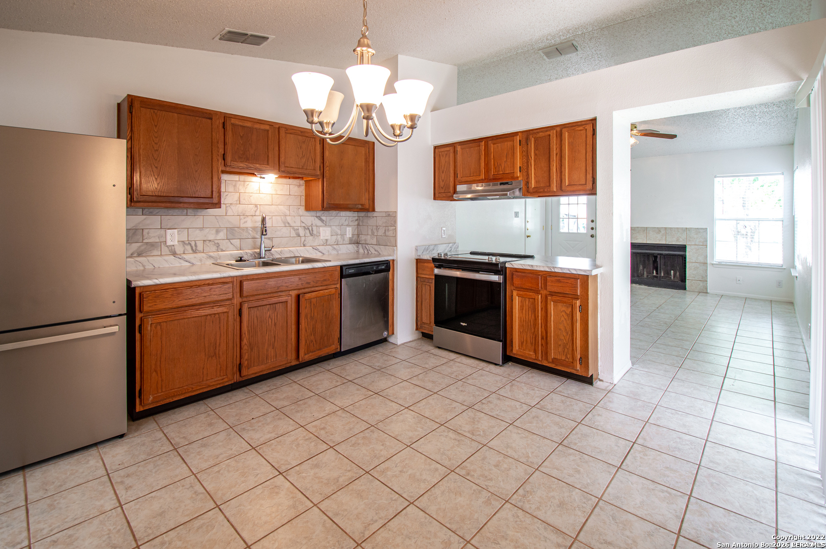 6311 Village Club, San Antonio, TX 78250