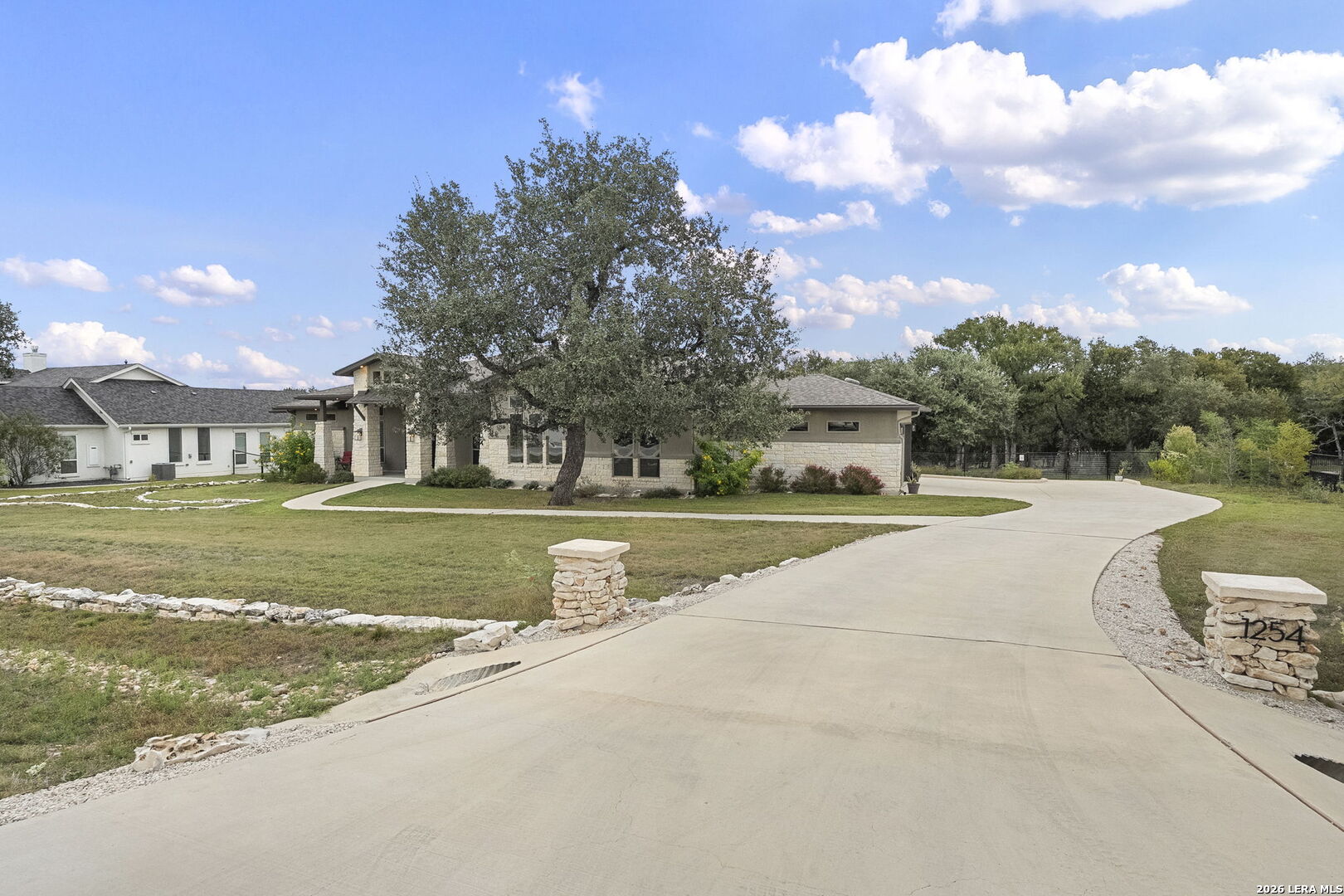 1254 GAME TRL, New Braunfels, TX 78132