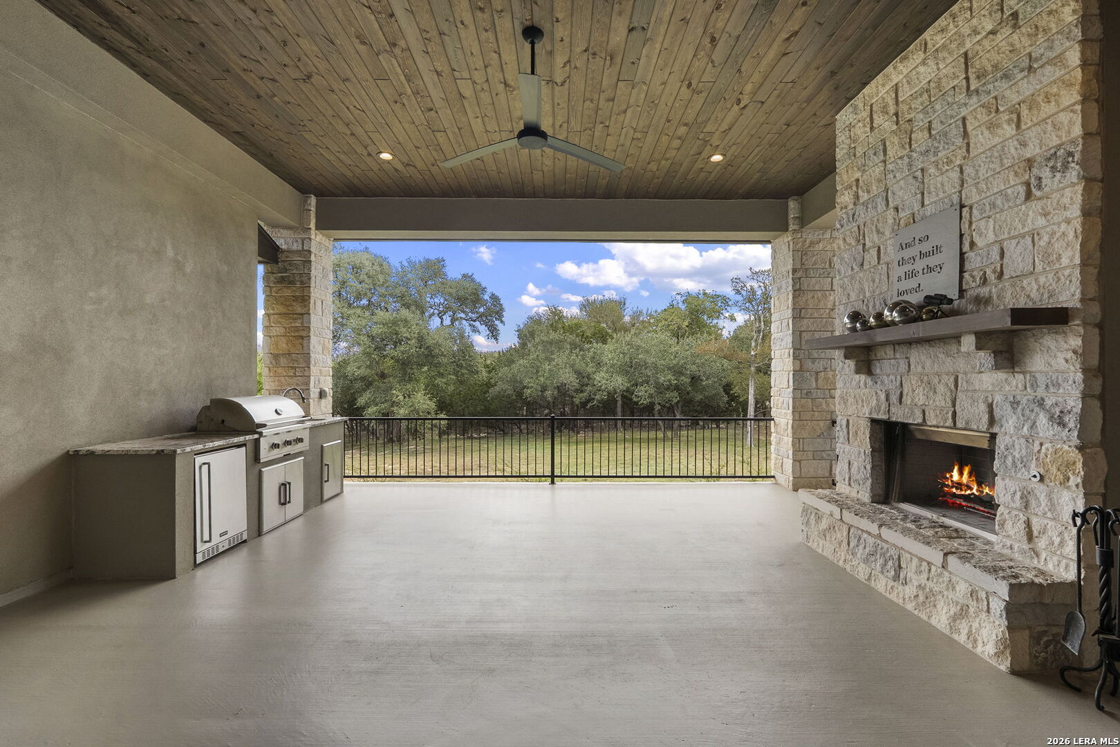 1254 GAME TRL, New Braunfels, TX 78132