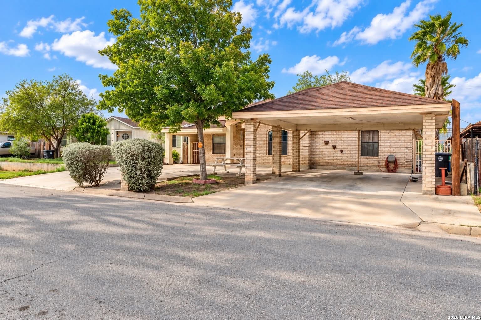 1389 MIRASOL DR, Eagle Pass, TX 78852