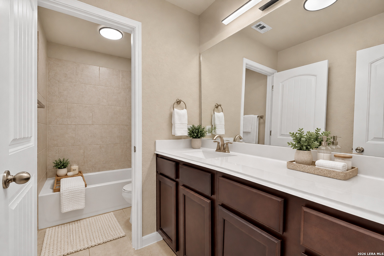 706 Tupelo Tank, New Braunfels, TX 78130