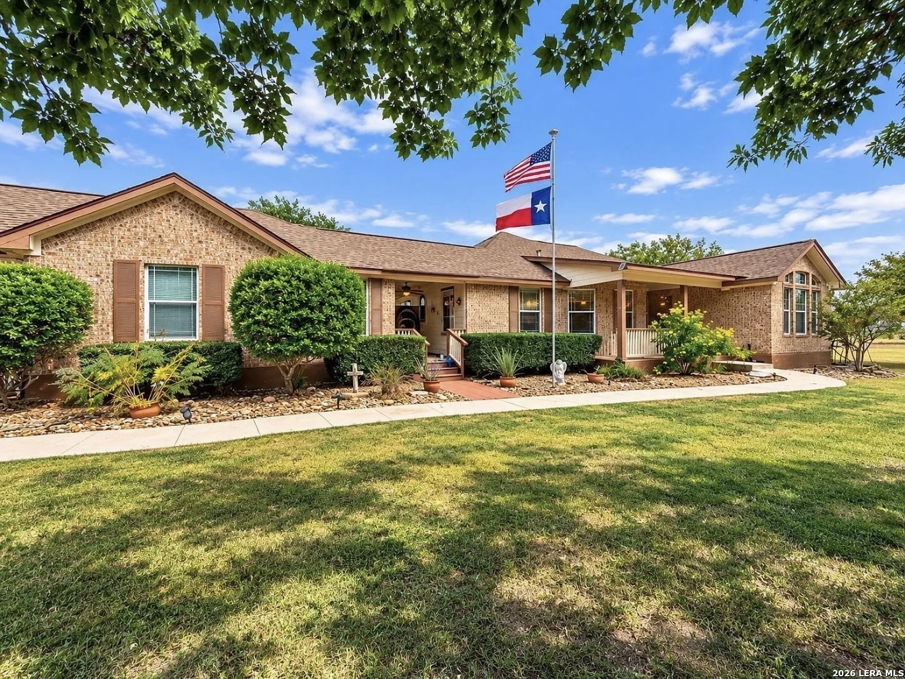 Property photo for 15811 WHITE CAP DR, Lytle, TX