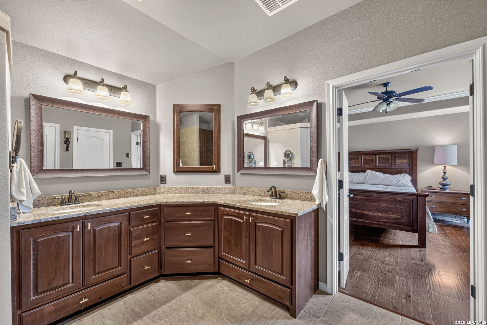 2707 CREST RDG, New Braunfels, TX 78132