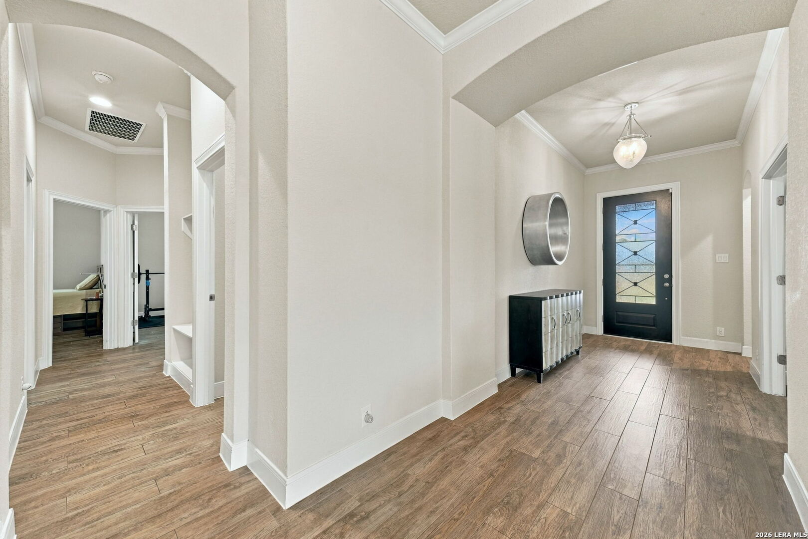 Entry/Foyer
