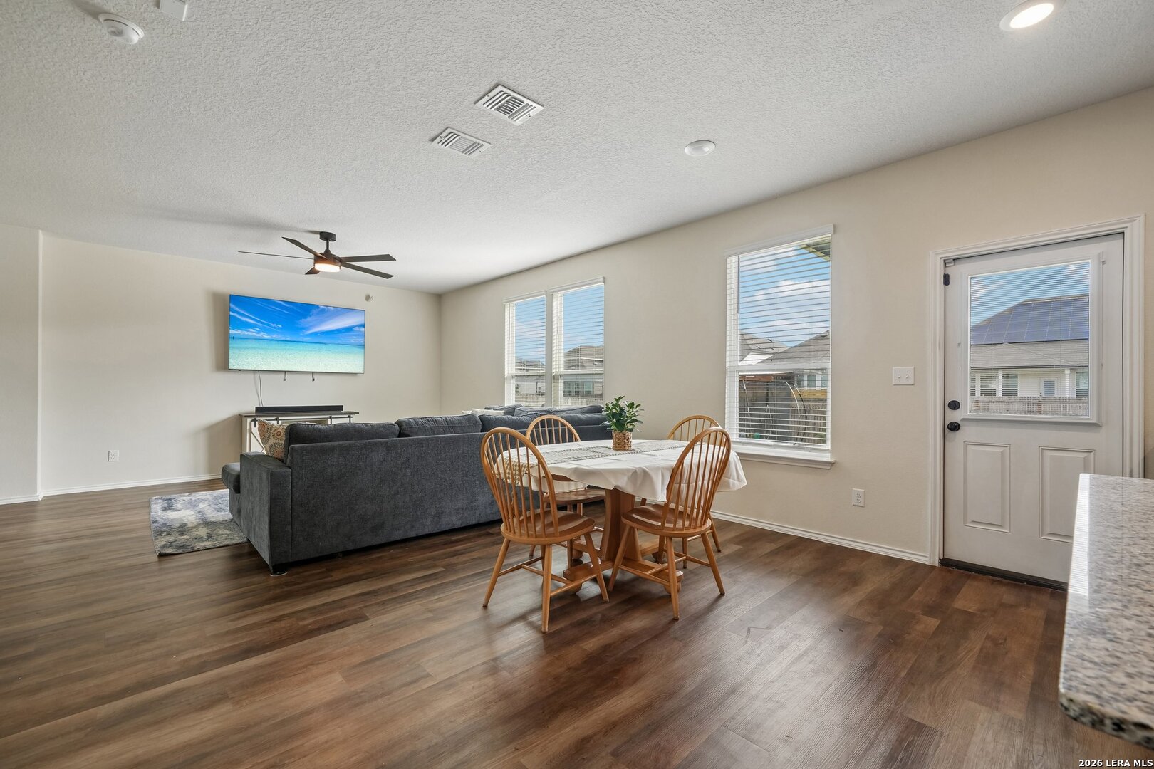 4037 SUN MEADOW LN, Seguin, TX 78155