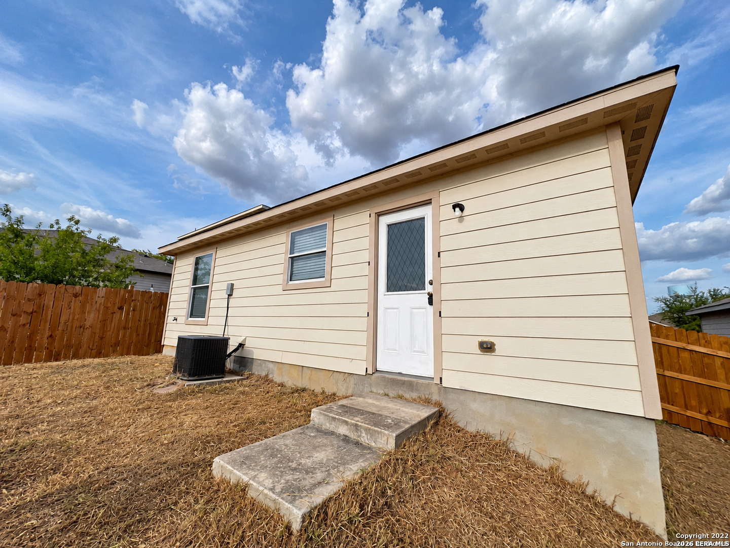 5923 FOX CYN, San Antonio, TX 78252