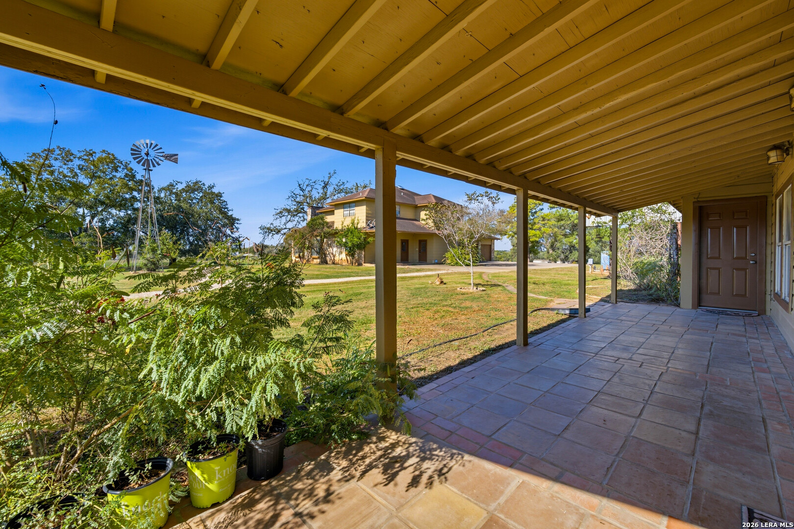 377 Us Highway 181 S, Floresville, TX 78114