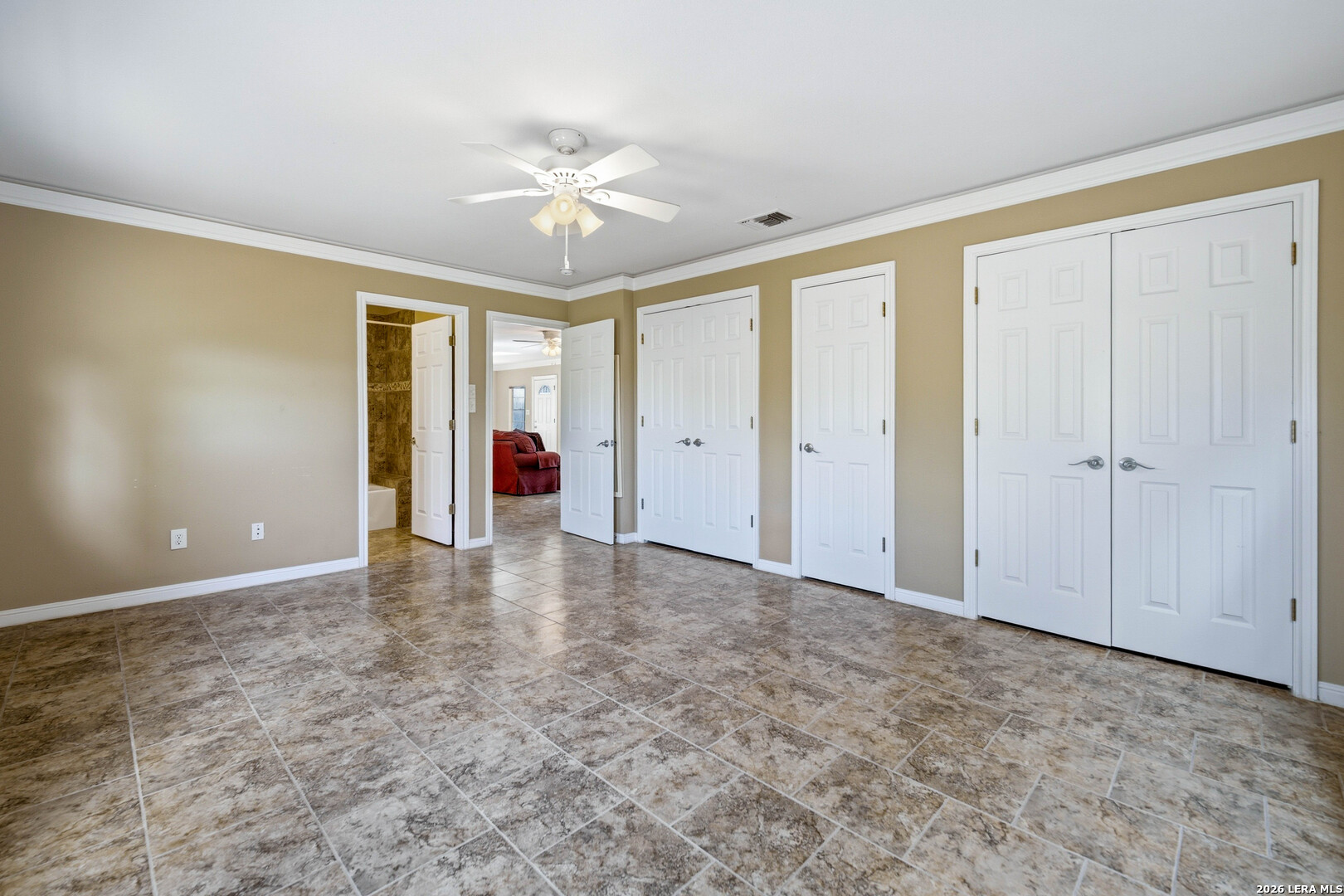 377 Us Highway 181 S, Floresville, TX 78114