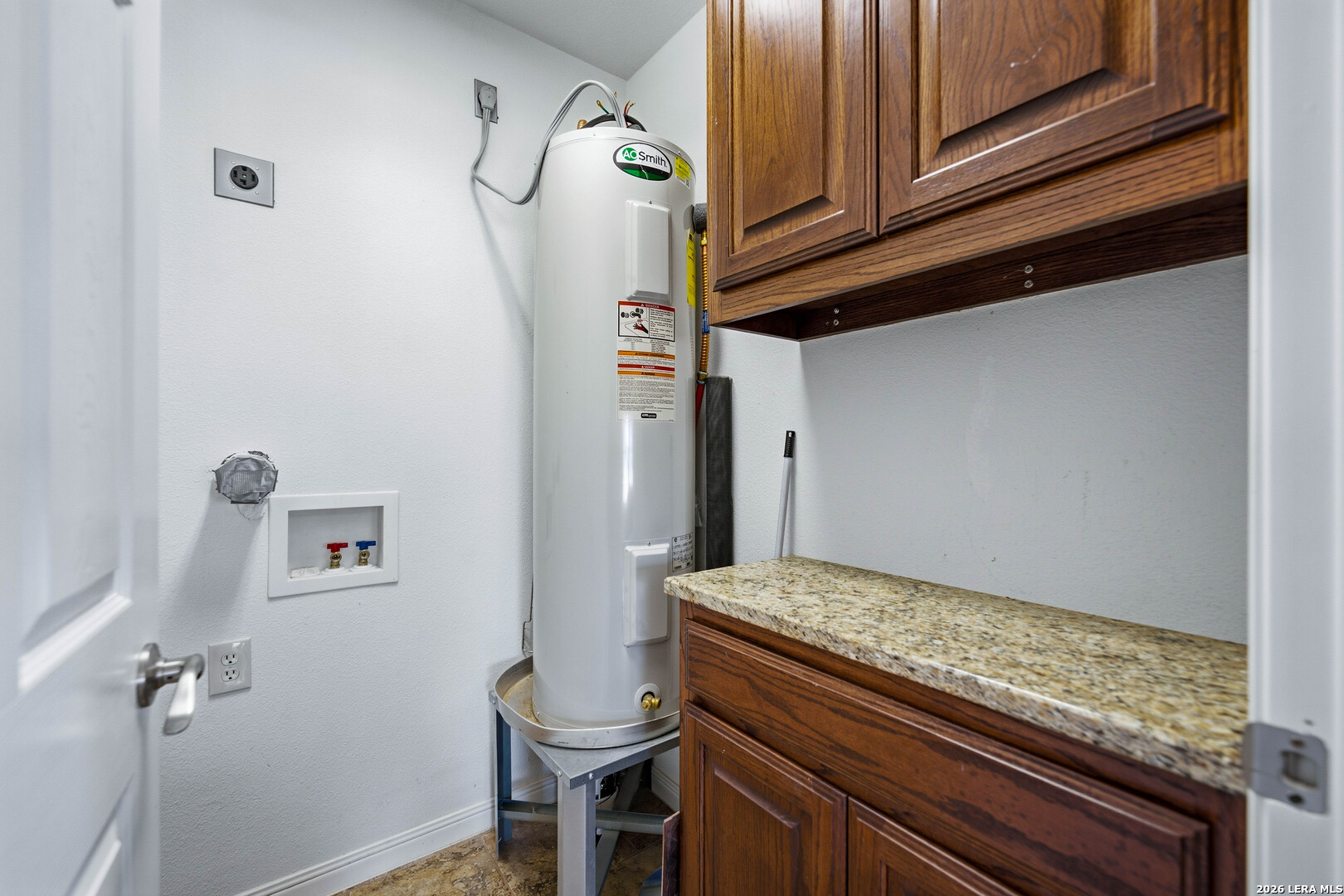 377 Us Highway 181 S, Floresville, TX 78114