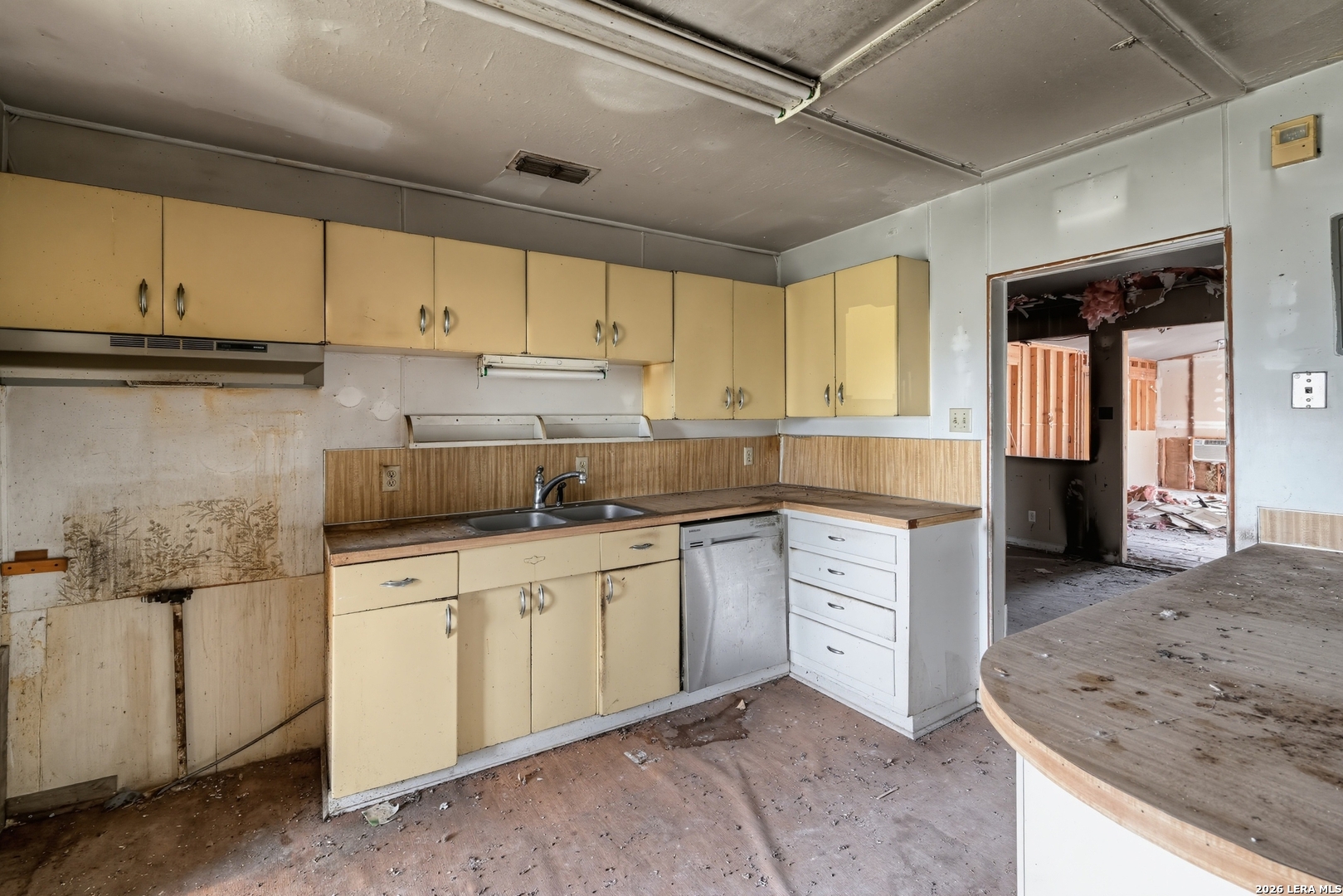 1021 Marion, Marion, TX 78124