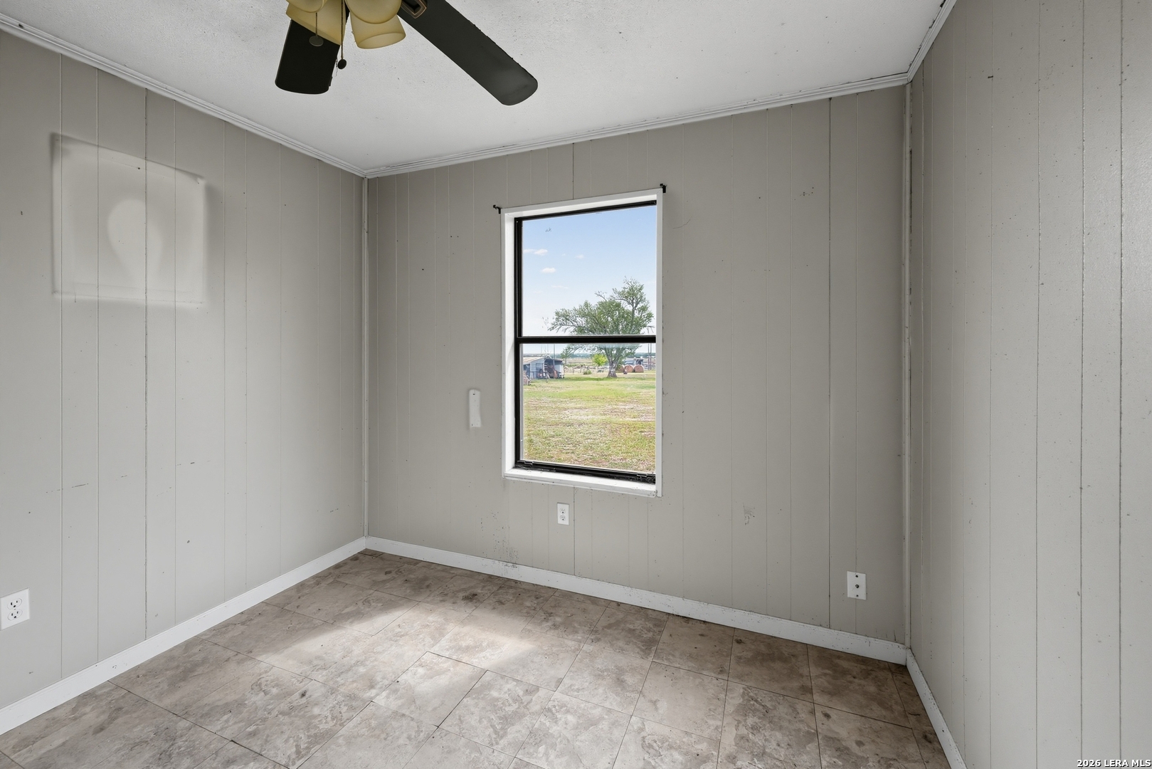 1021 Marion, Marion, TX 78124