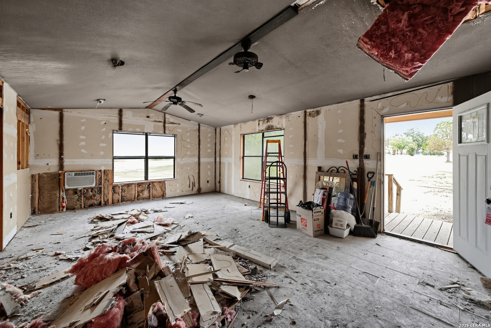1021 Marion, Marion, TX 78124