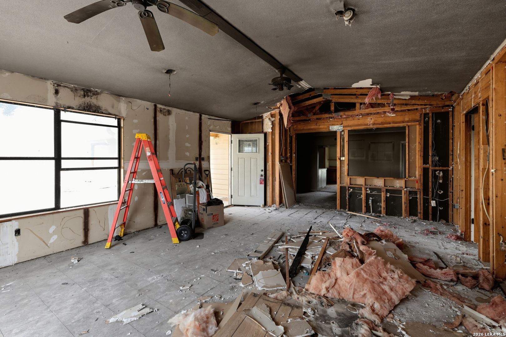 1021 Marion, Marion, TX 78124