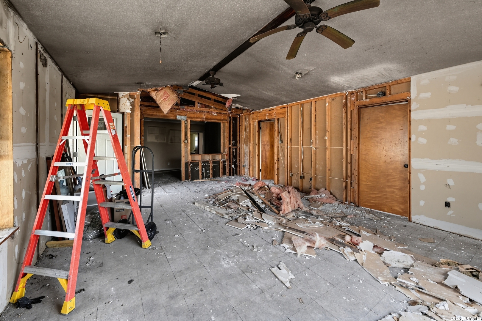 1021 Marion, Marion, TX 78124