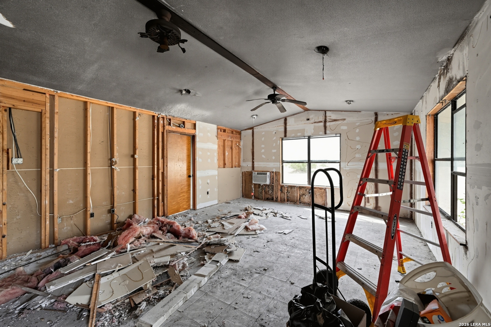 1021 Marion, Marion, TX 78124