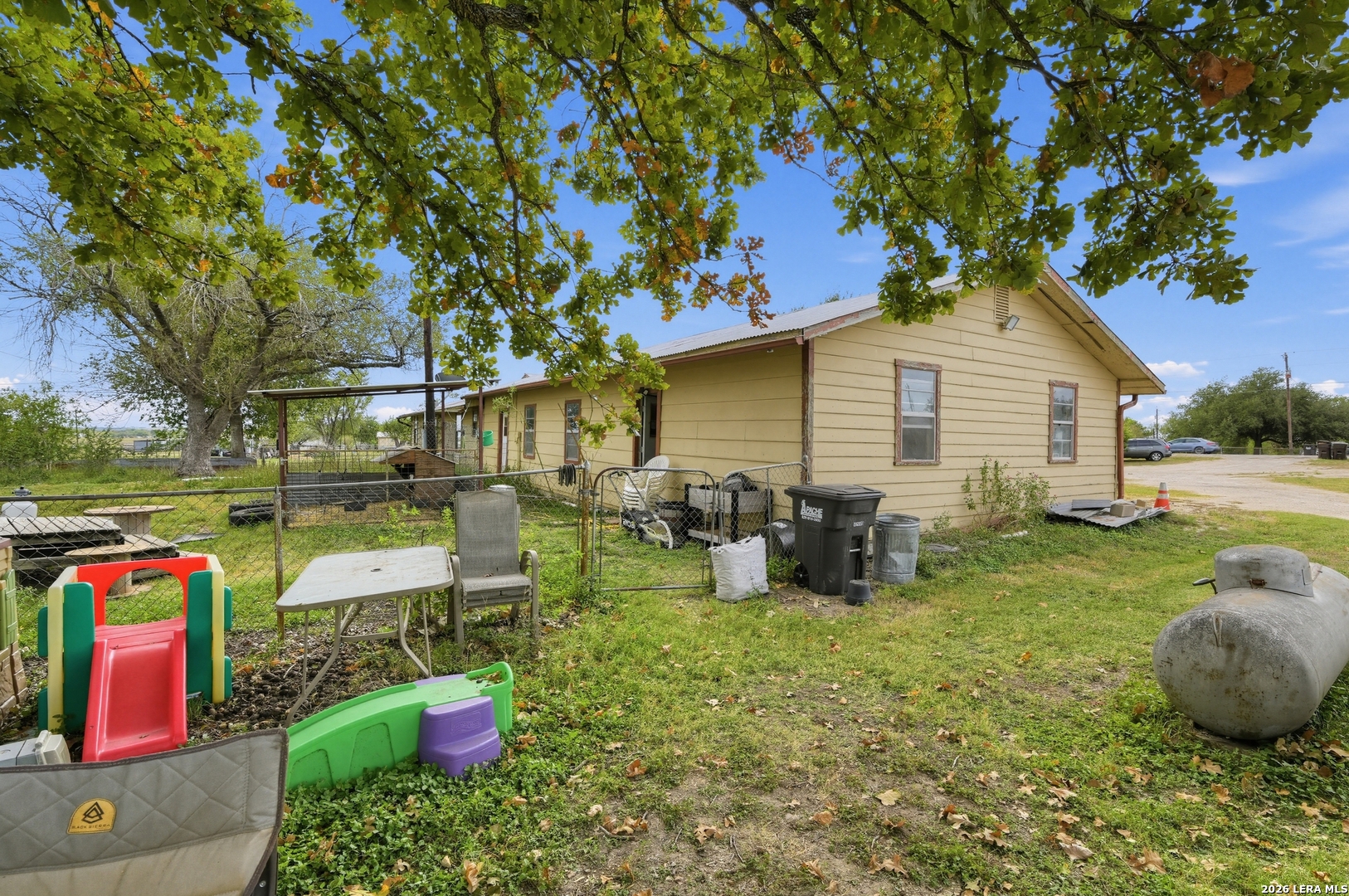 1021 Marion, Marion, TX 78124