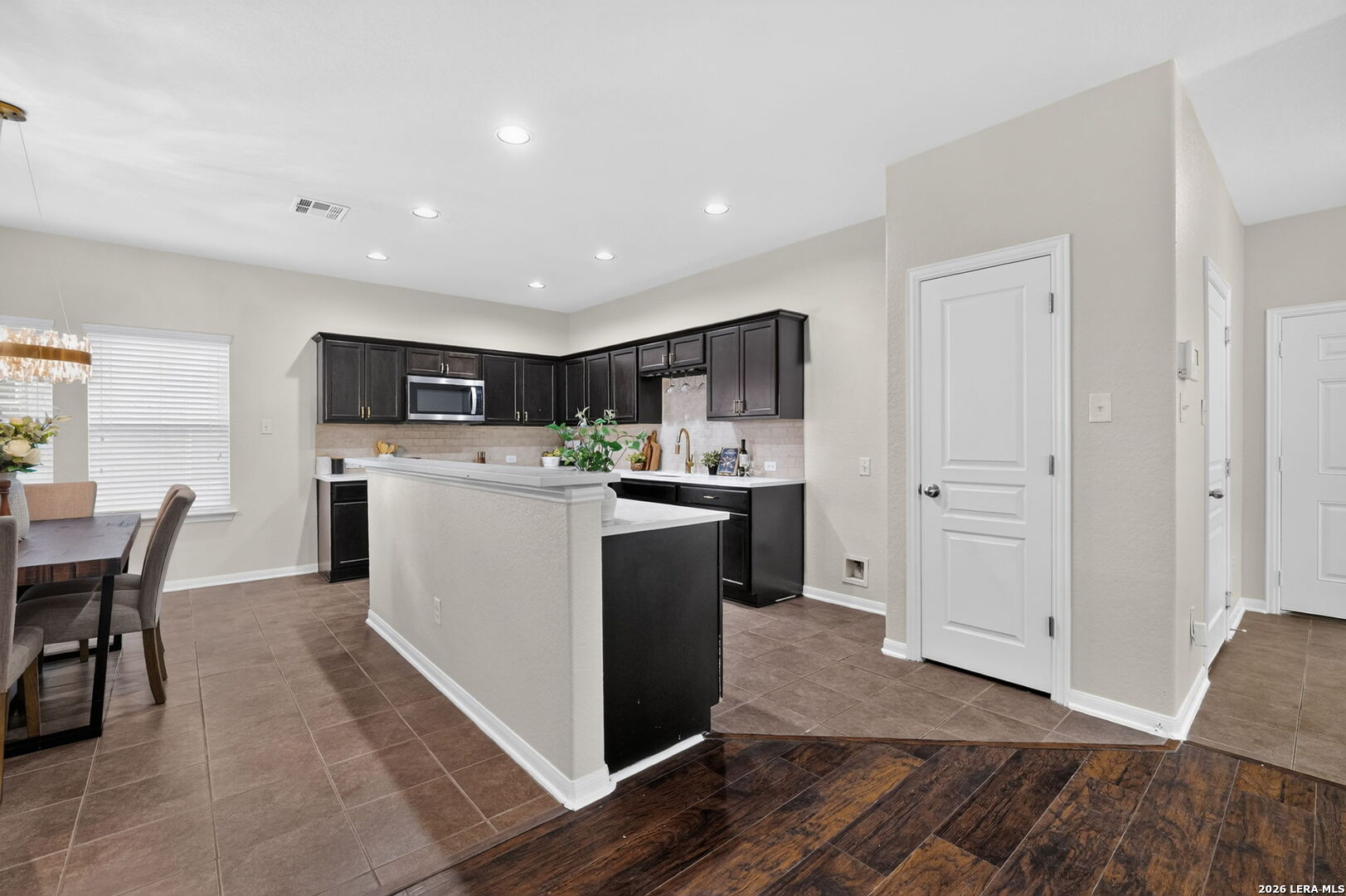 7906 Headwaters Trl, San Antonio, TX 78254