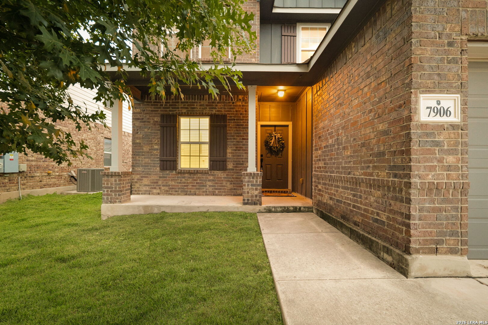 7906 Headwaters Trl, San Antonio, TX 78254