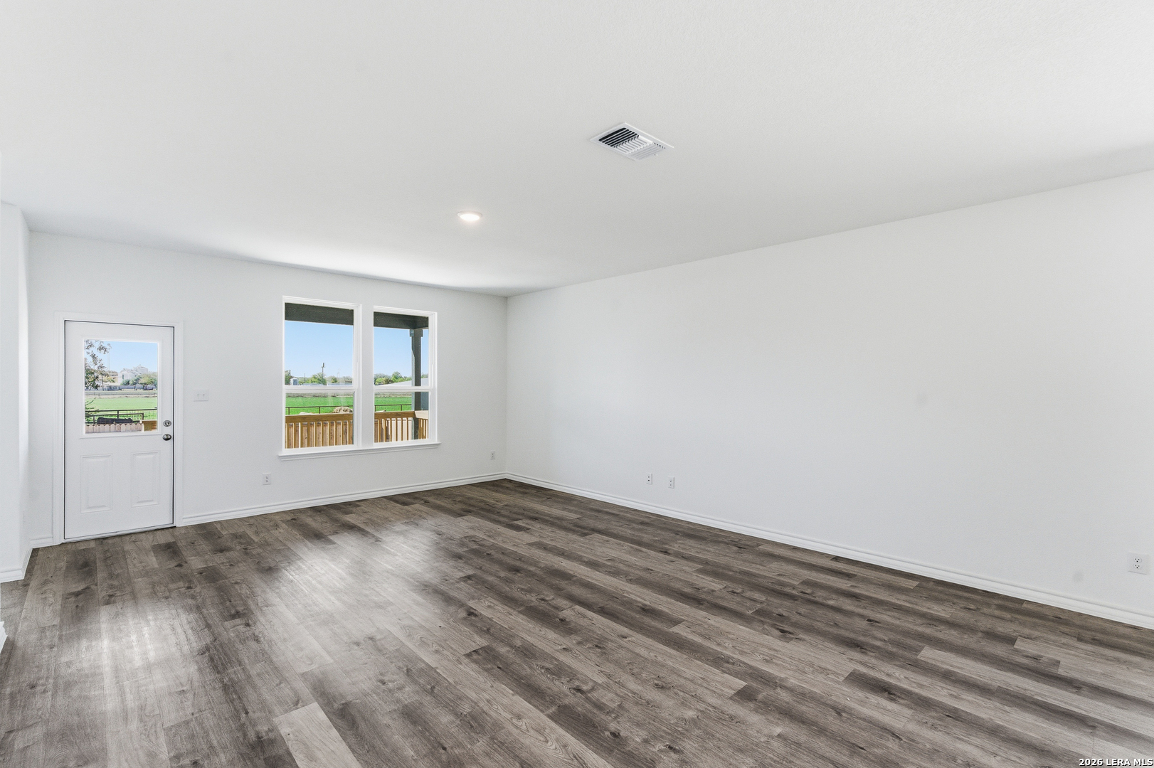 1110 WARBLER PASS, Marion, TX 78124