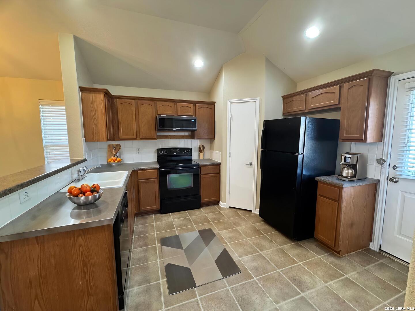 9131 MARE TRCE, San Antonio, TX 78254