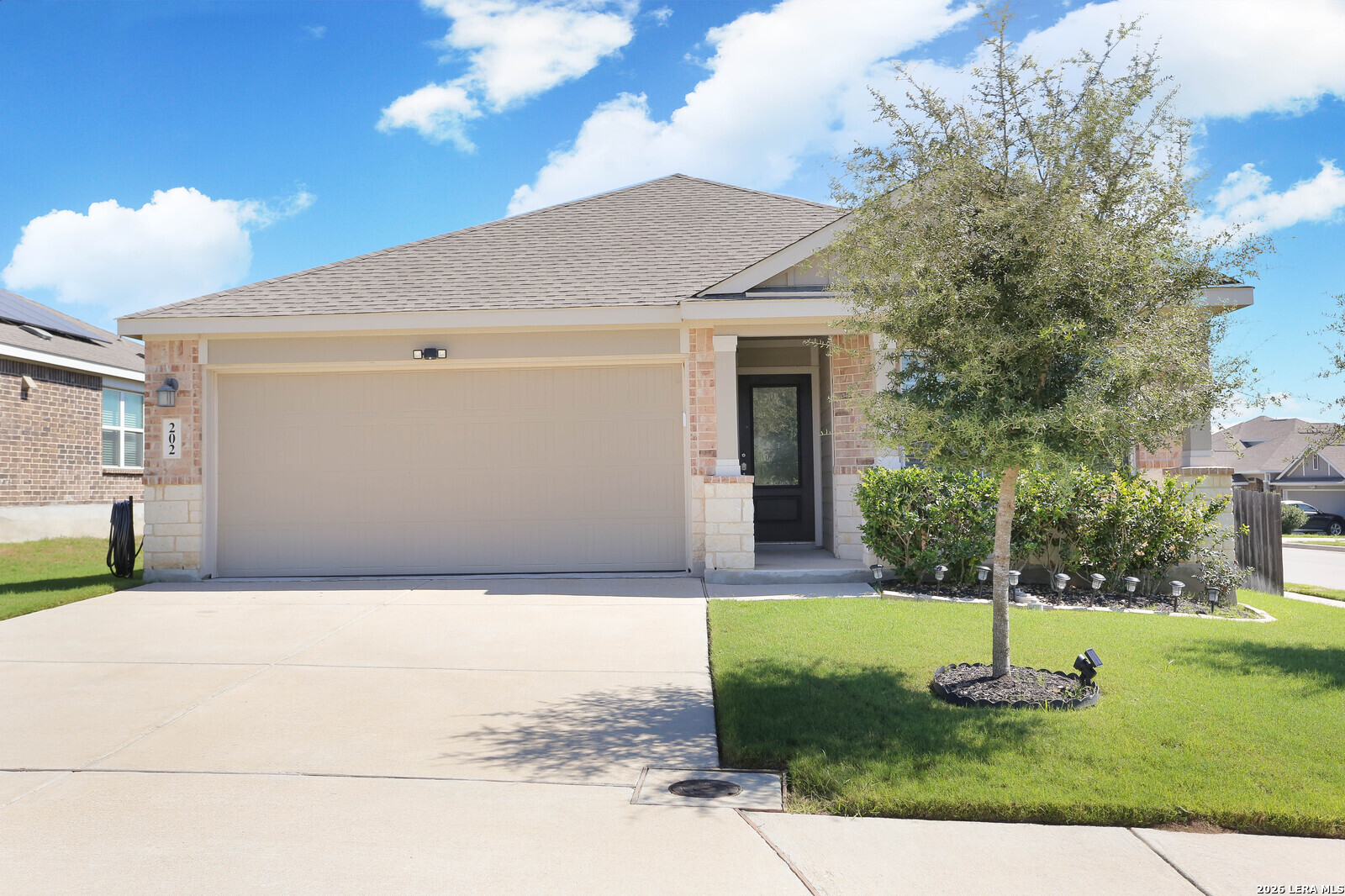 Property photo for 202 HANOVER PL, Cibolo, TX