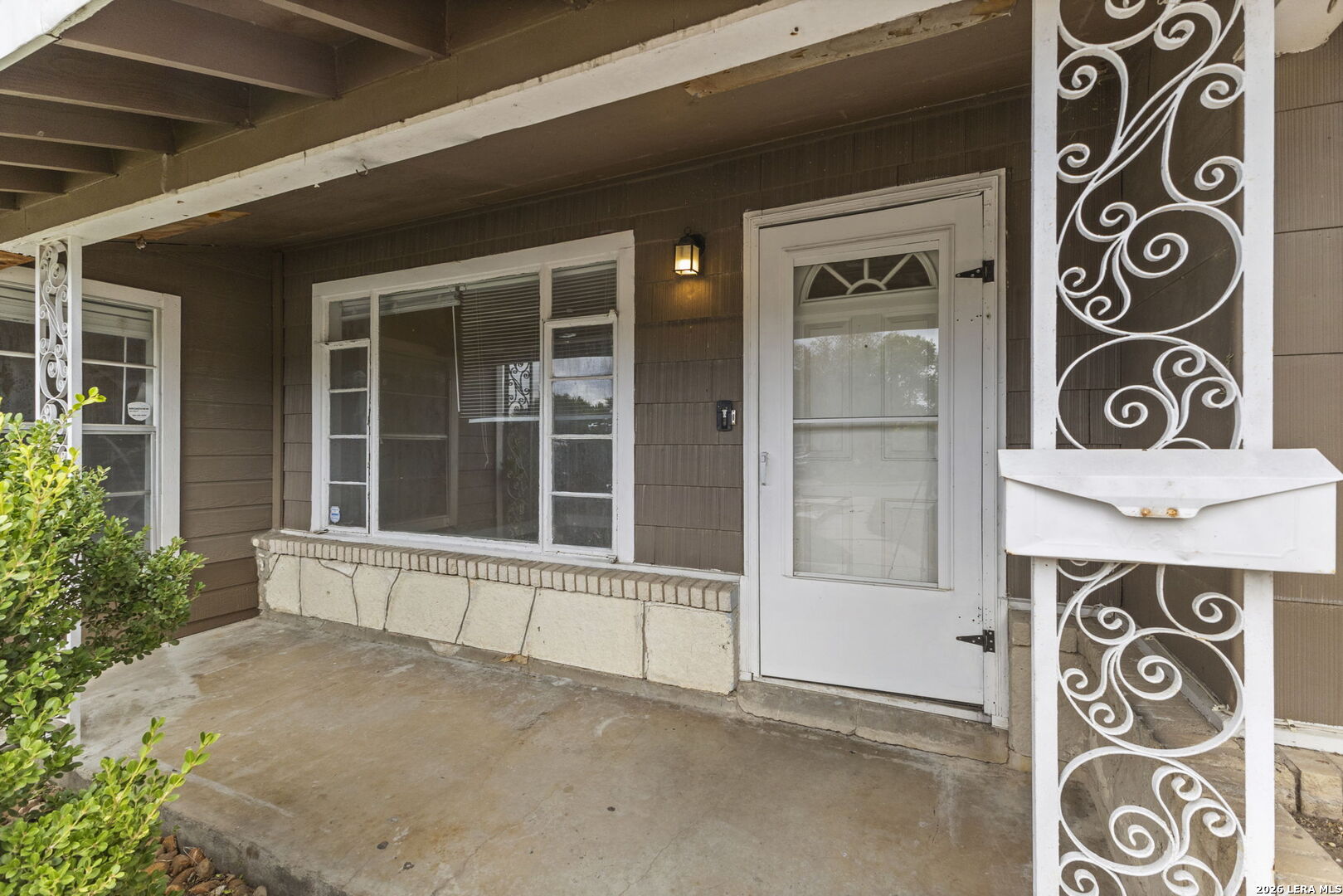 243 STOREYWOOD DR, San Antonio, TX 78213