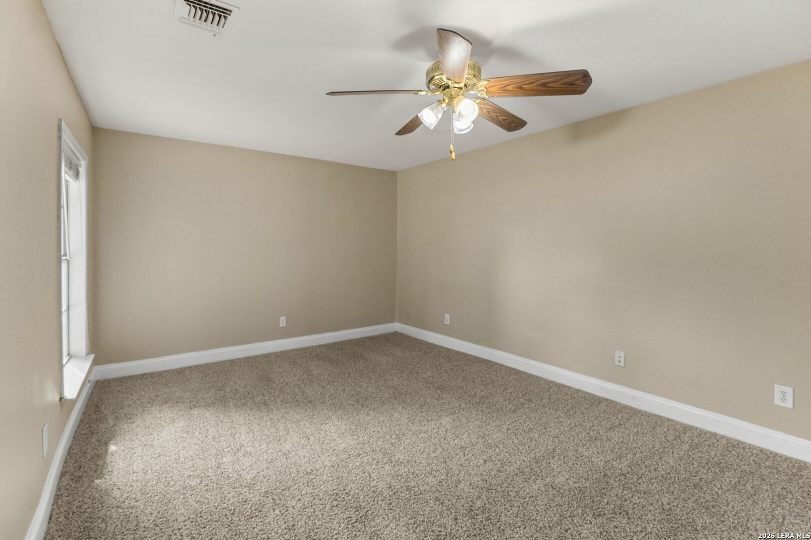 243 STOREYWOOD DR, San Antonio, TX 78213