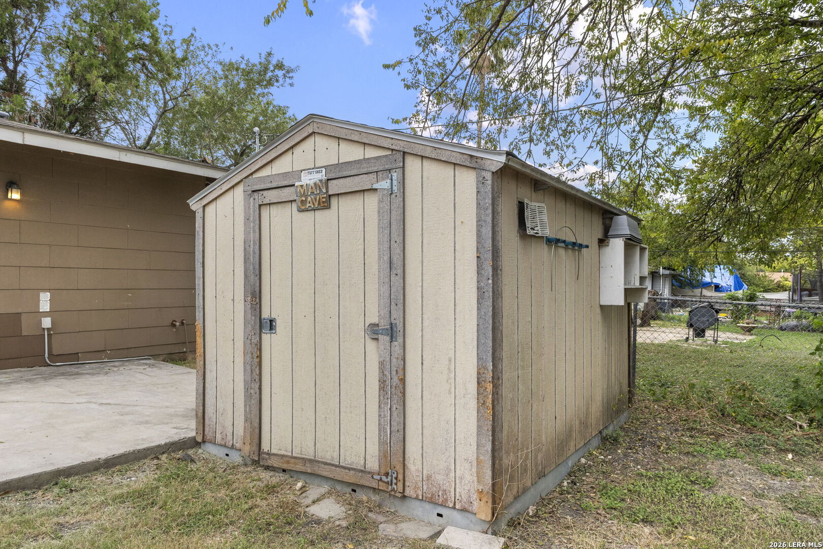 243 STOREYWOOD DR, San Antonio, TX 78213