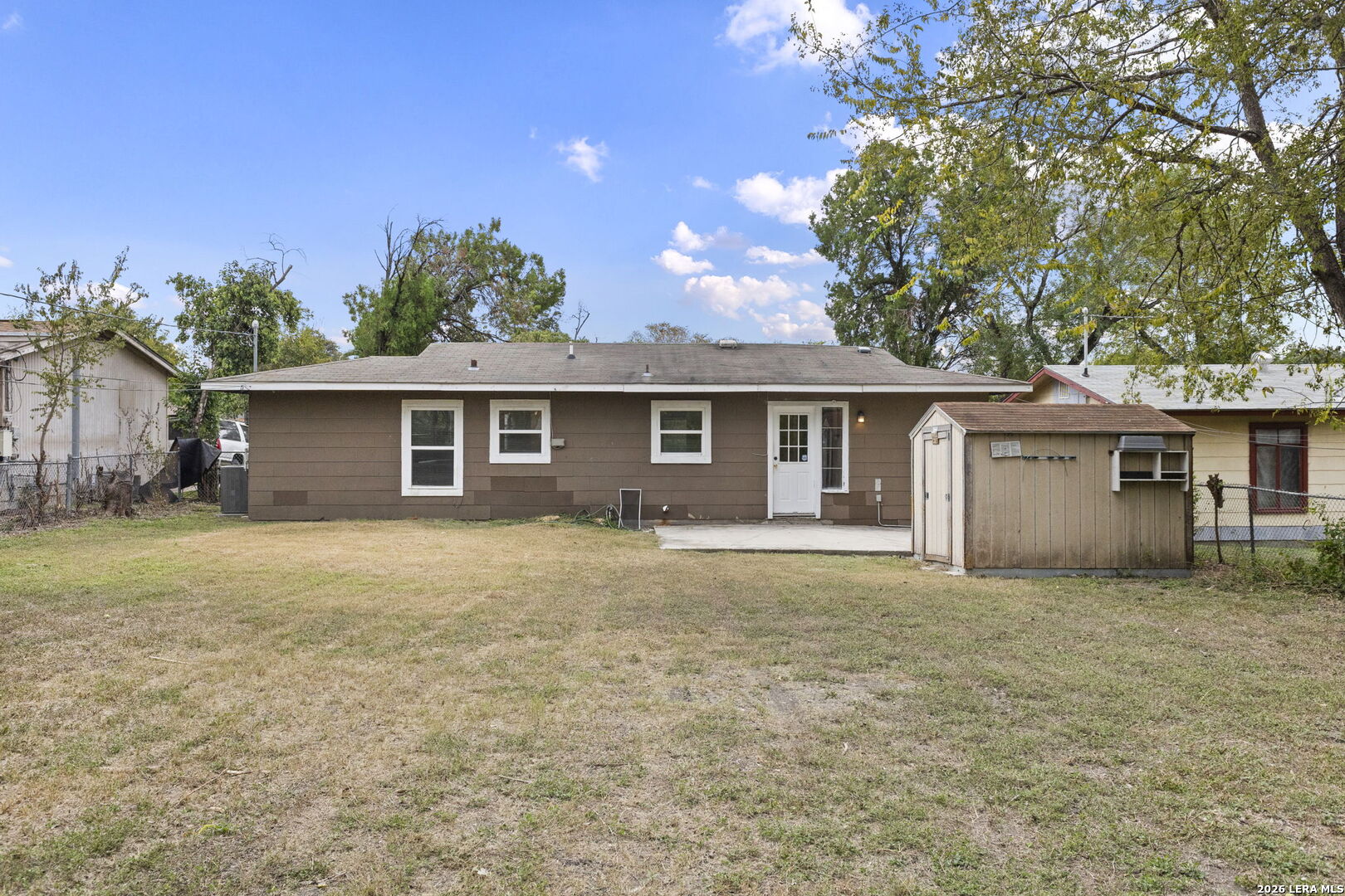 243 STOREYWOOD DR, San Antonio, TX 78213
