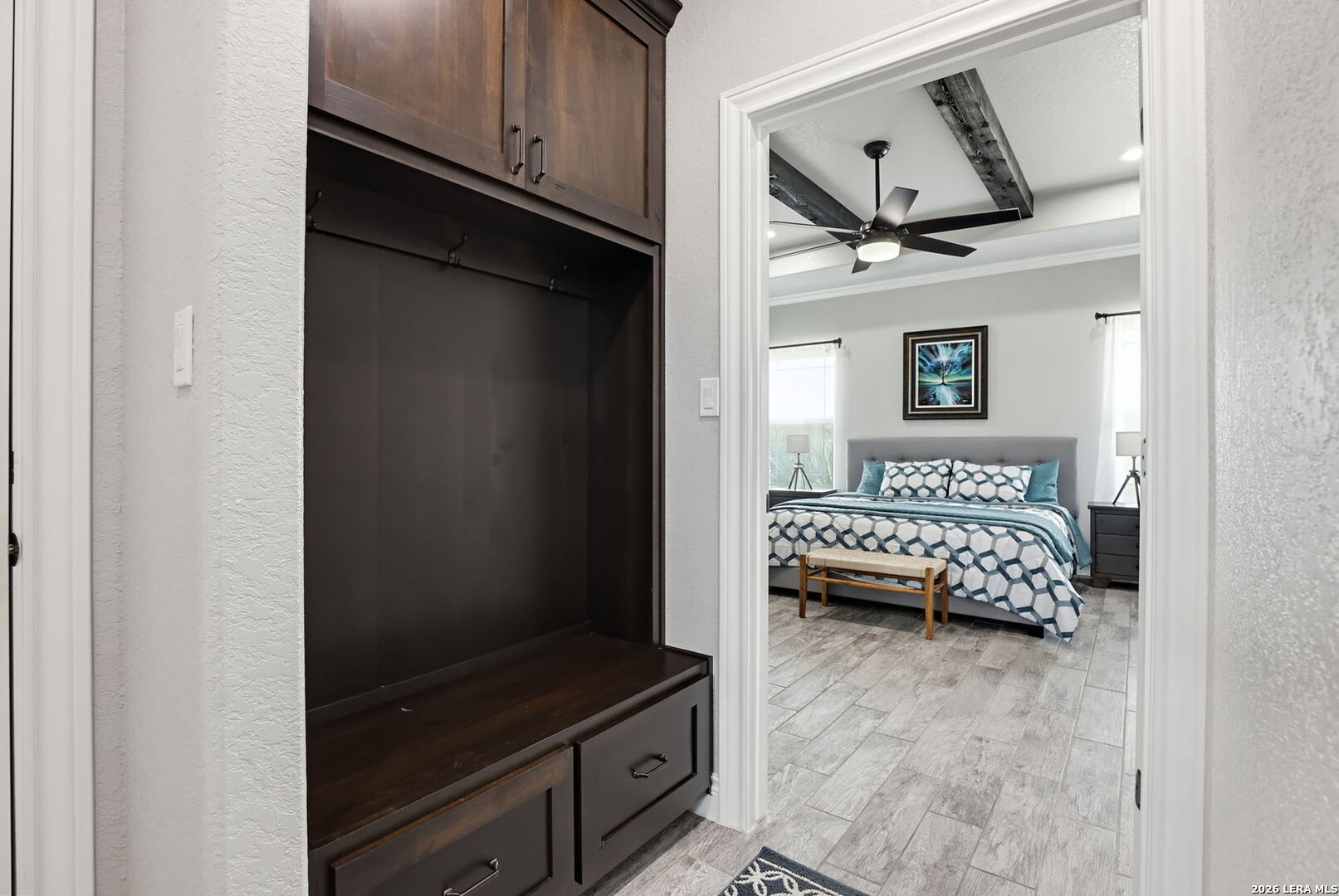 191 TRIPLE R DR, La Vernia, TX 78121