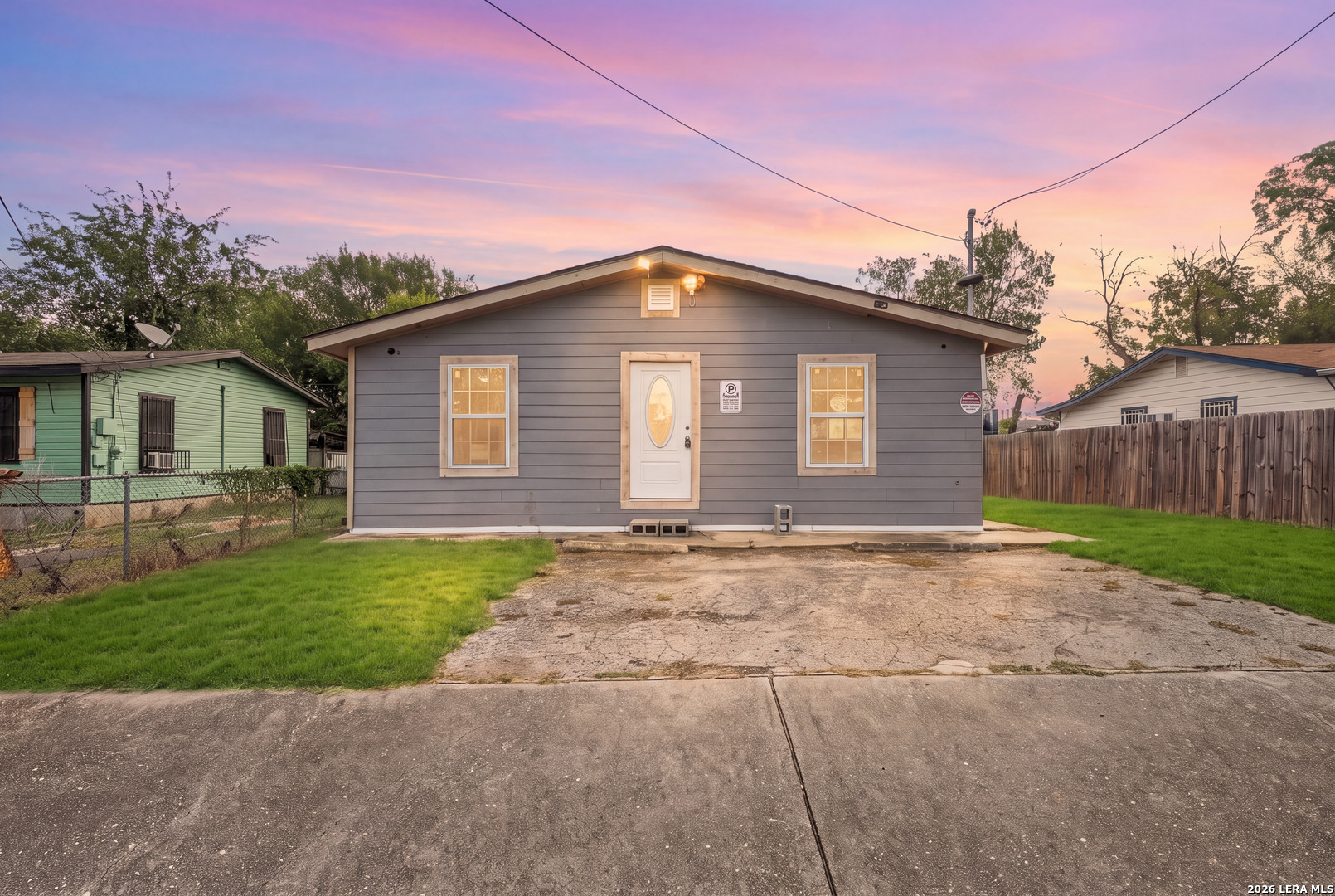 Property photo for 1430 Dahlgreen Ave, San Antonio, TX