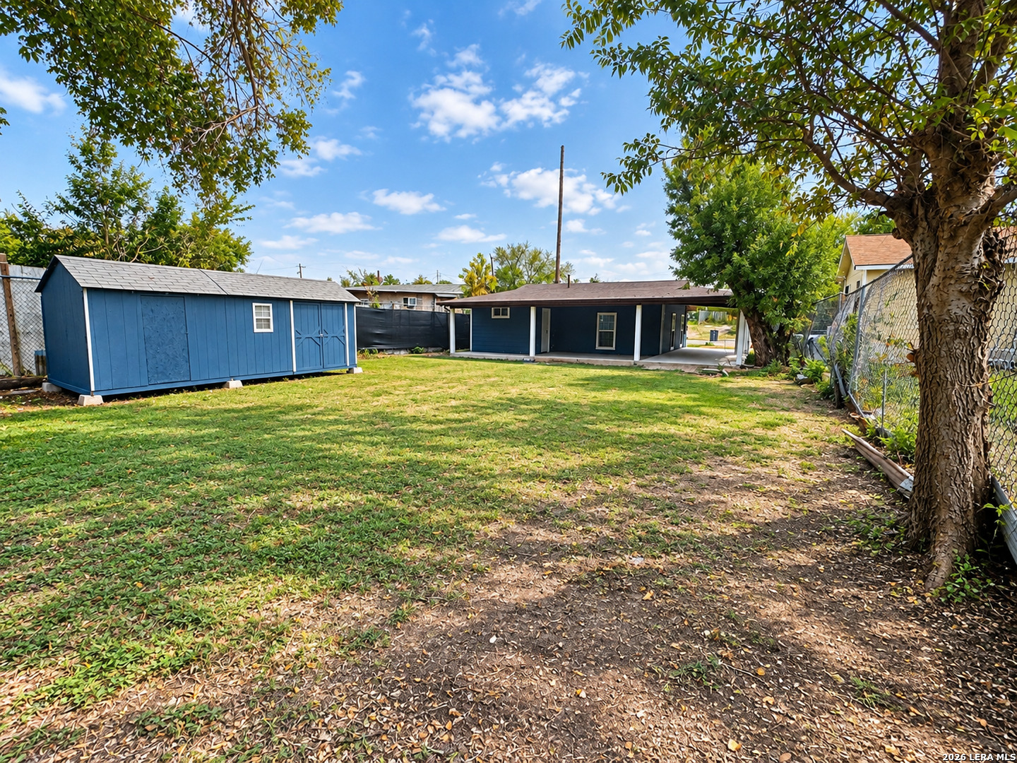529 N SAN BERNARDO AVE, San Antonio, TX 78228