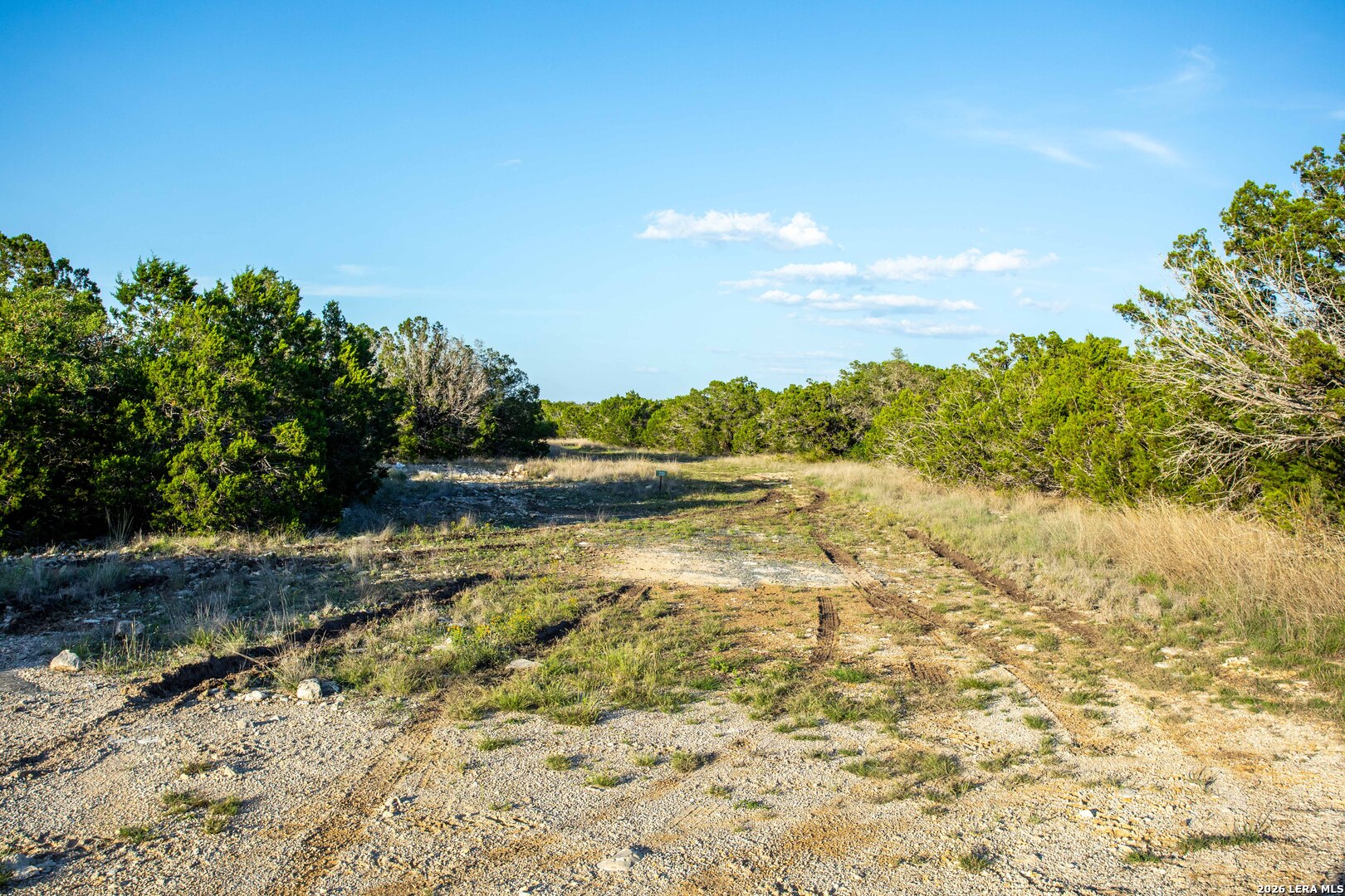 230 Camino Real, Junction, TX 76849