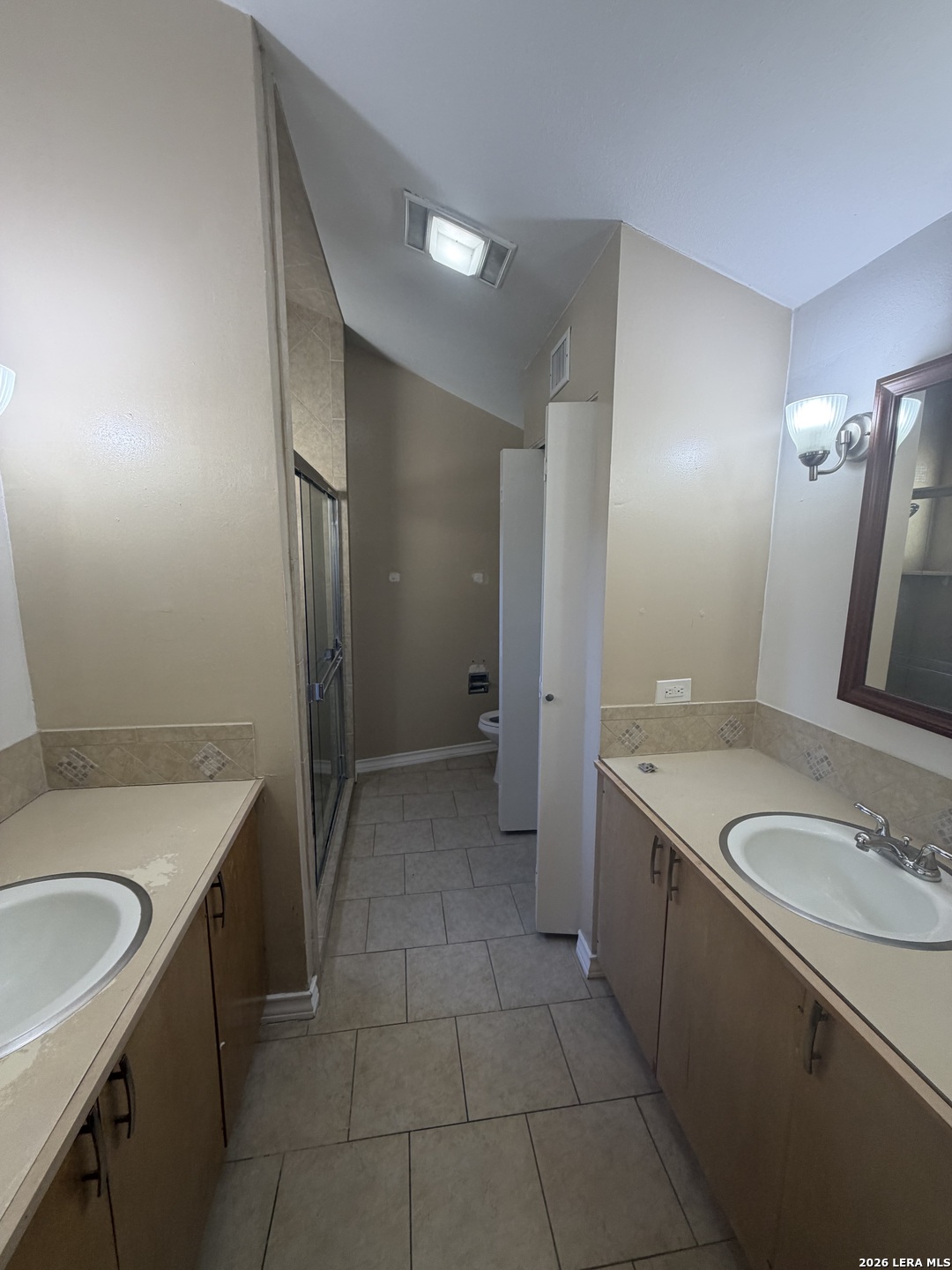 8642 FREDERICKSBURG RD, #605, San Antonio, TX 78240
