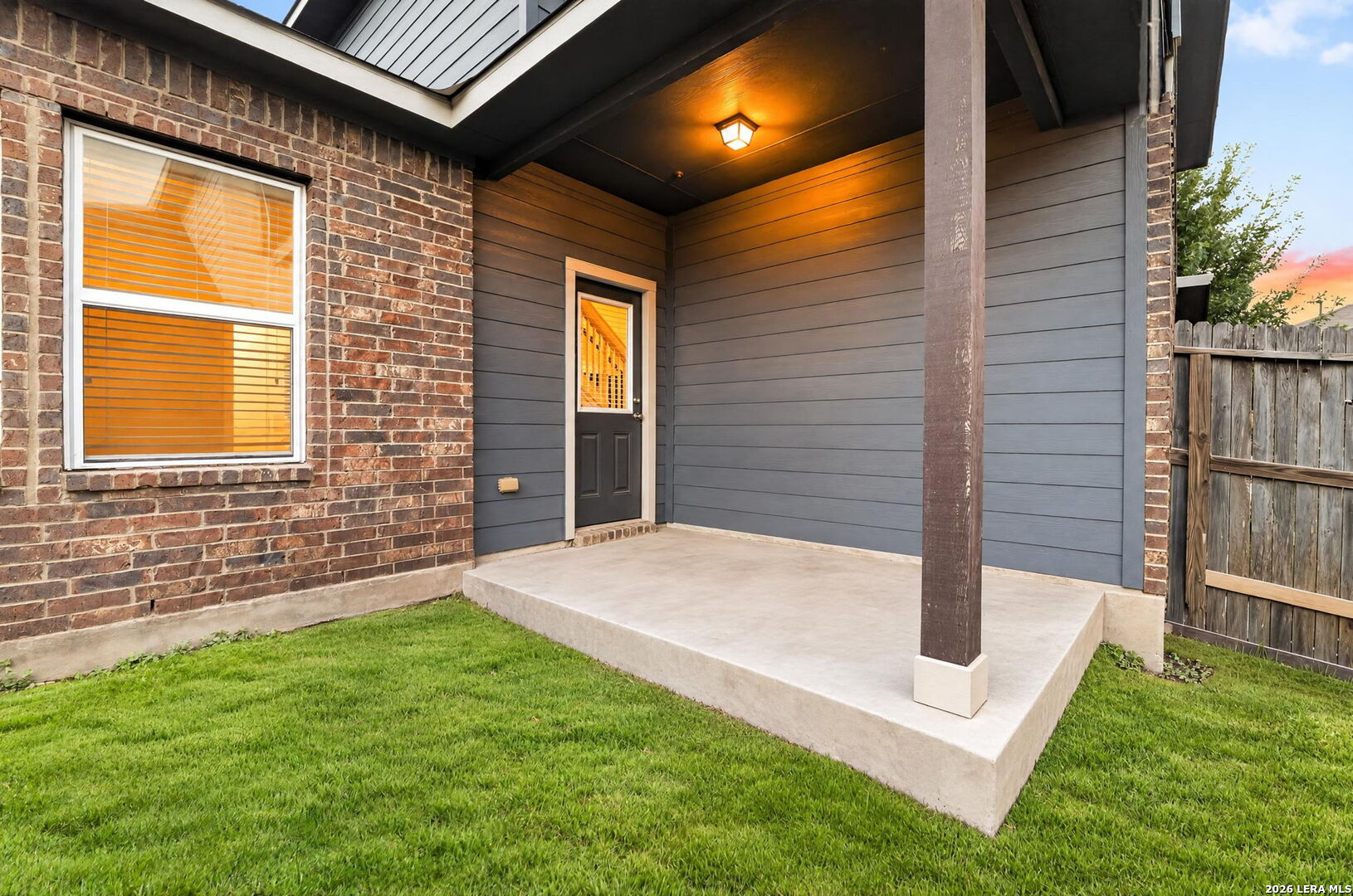 7906 Headwaters Trl, San Antonio, TX 78254