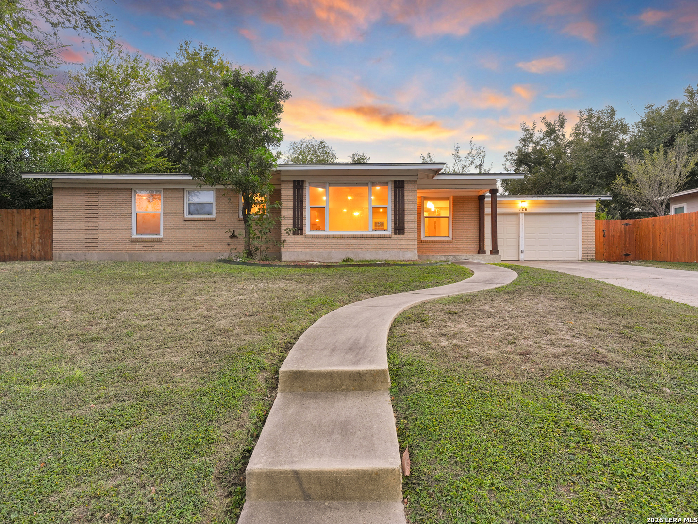 Property photo for 126 LONGRIDGE DR, San Antonio, TX