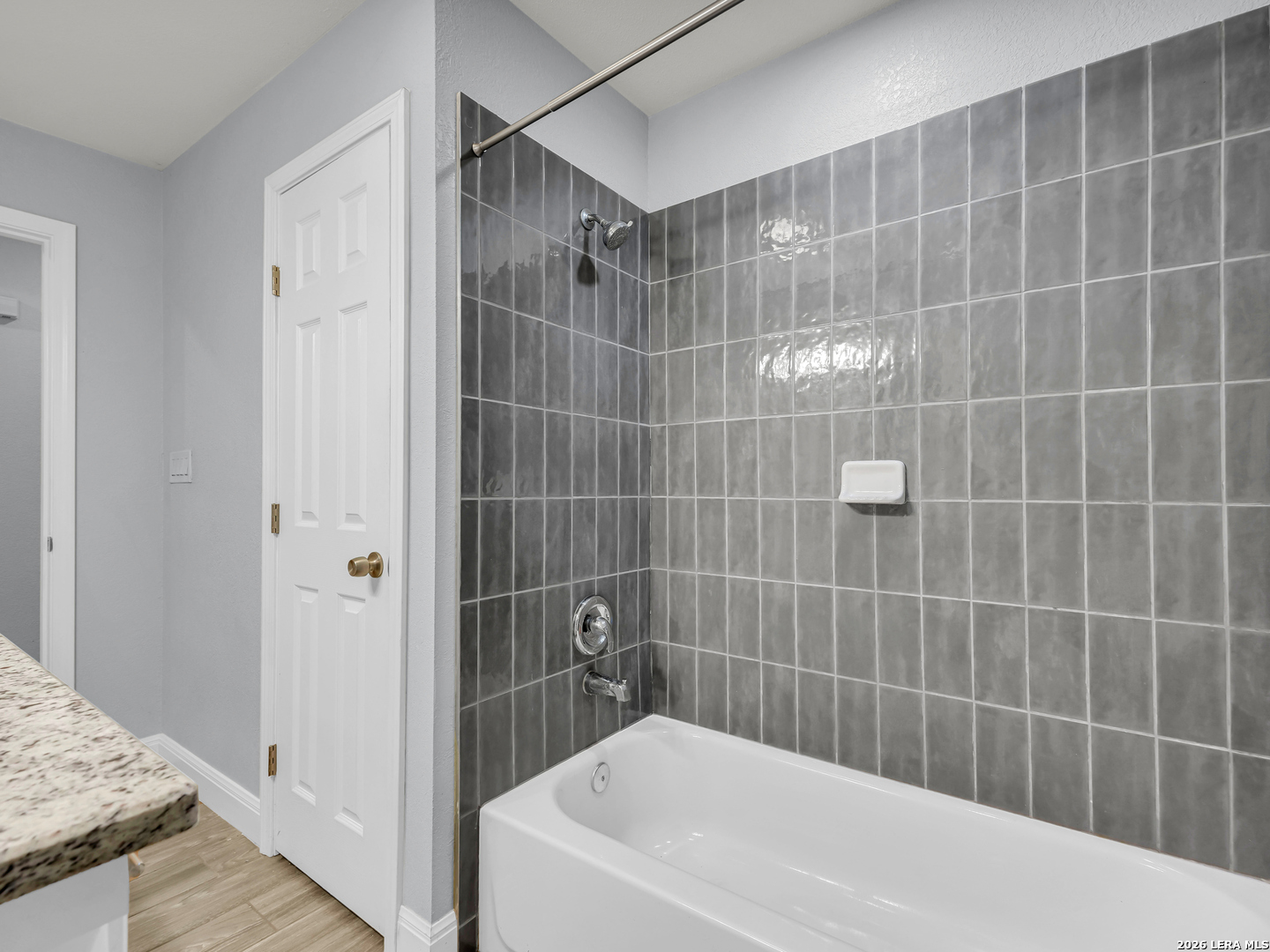 126 LONGRIDGE DR, San Antonio, TX 78228