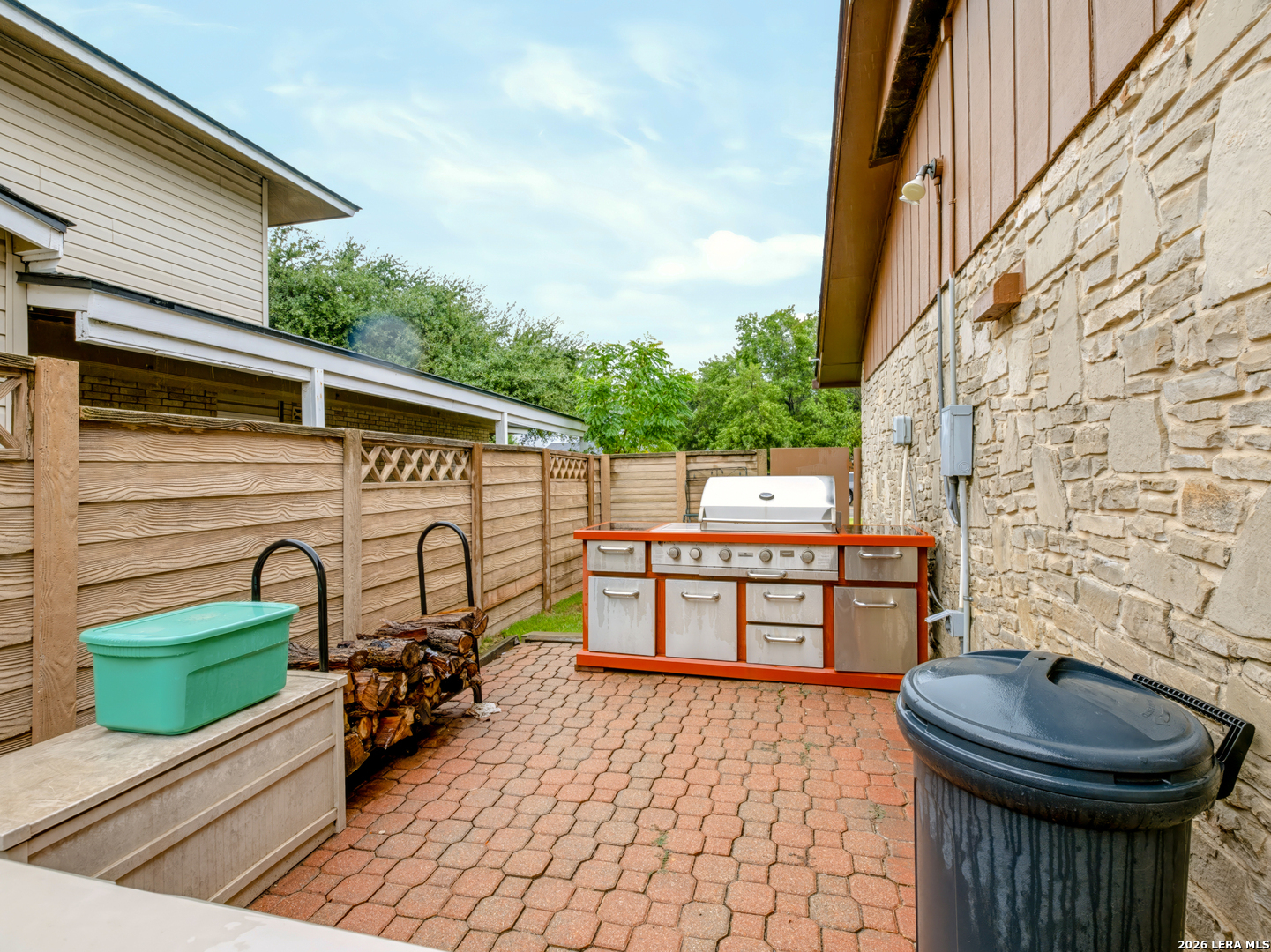 6135 Spring Time, San Antonio, TX 78249