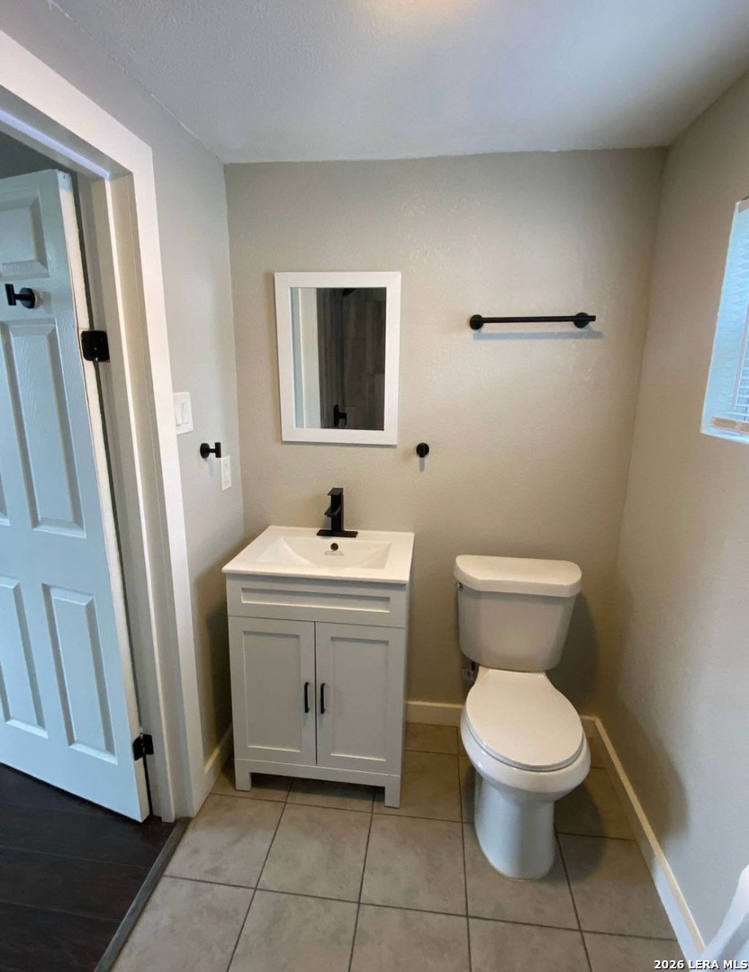 235 Gabriel, #2, San Antonio, TX 78202