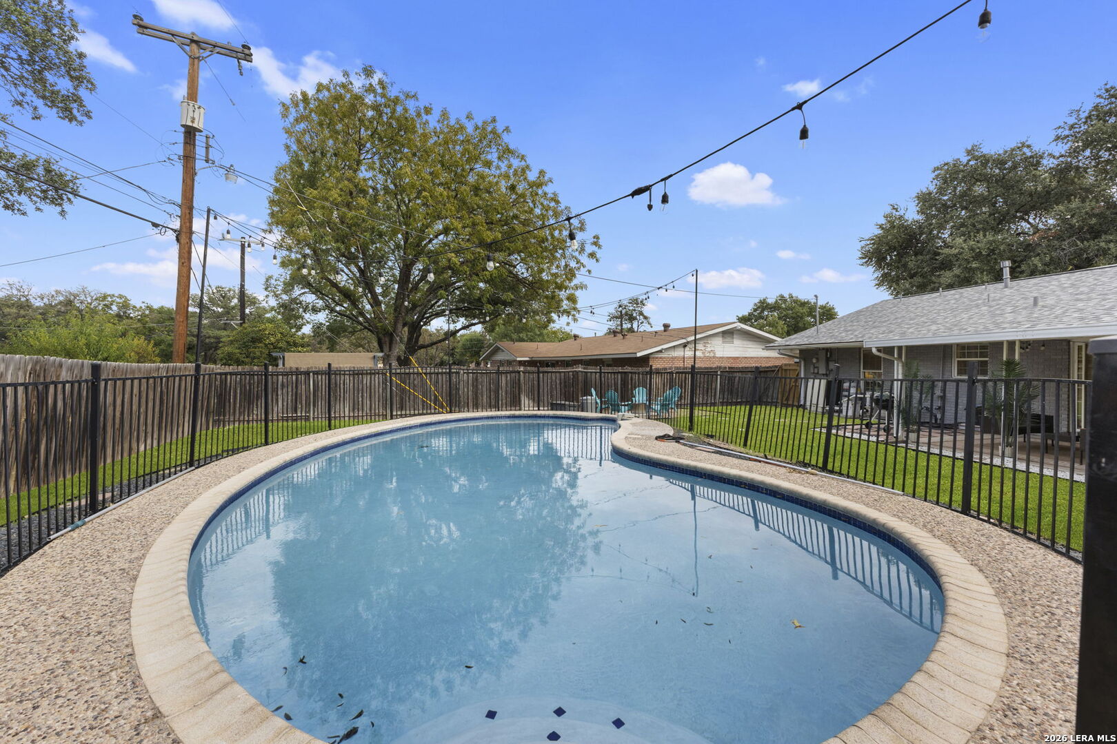 307 Montfort, San Antonio, TX 78216